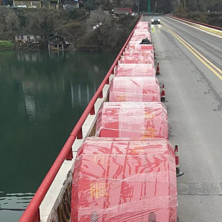 自浮式橋墩防撞設施